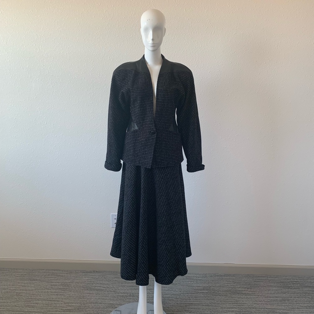 Vintage “ Paul Stanley” two piece set Size 6